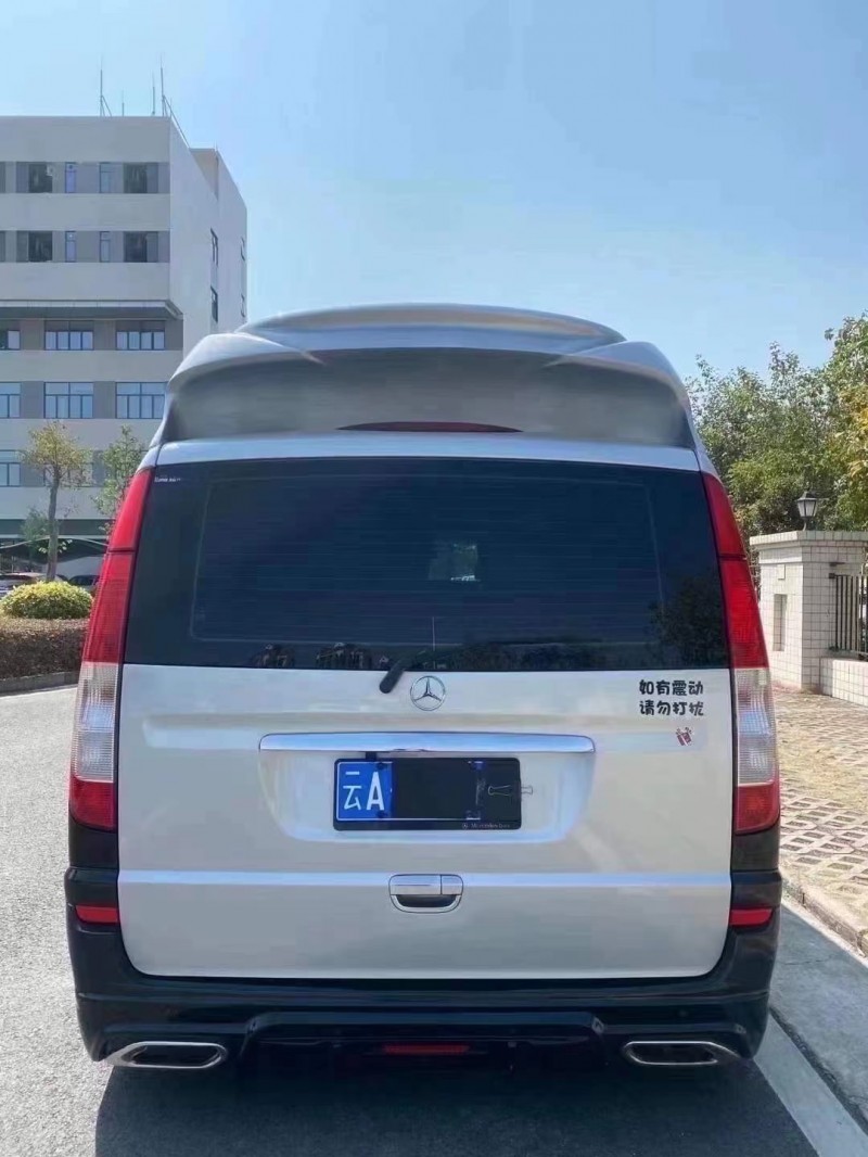 中山13年奔馳威霆5