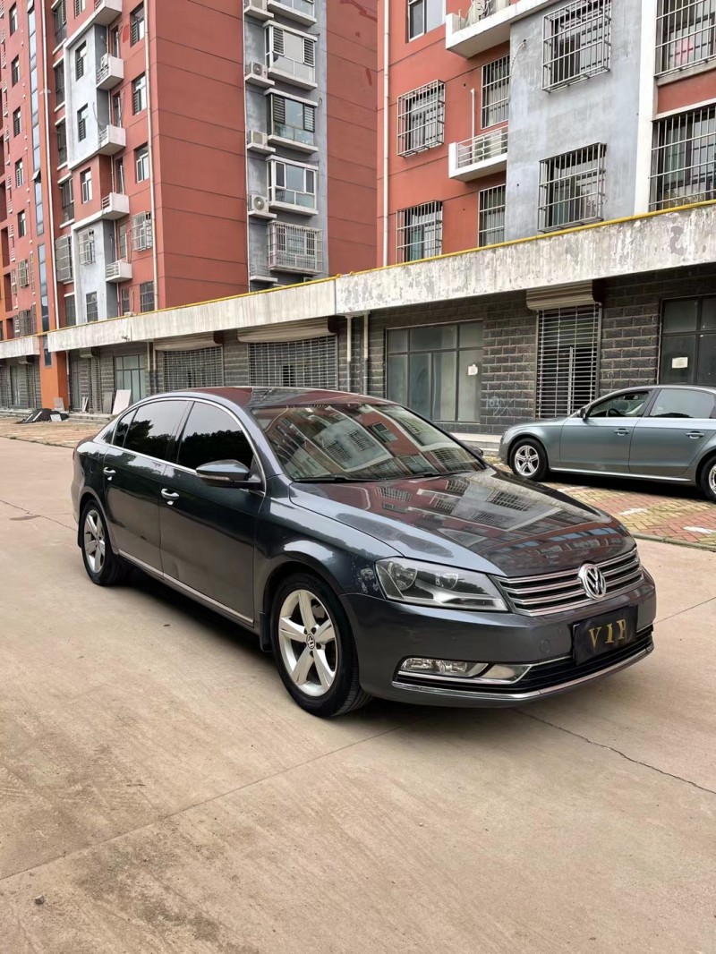 邢台抵押车13年大众迈腾出售