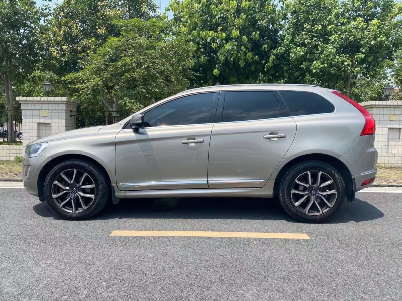 中山16年沃爾沃XC607