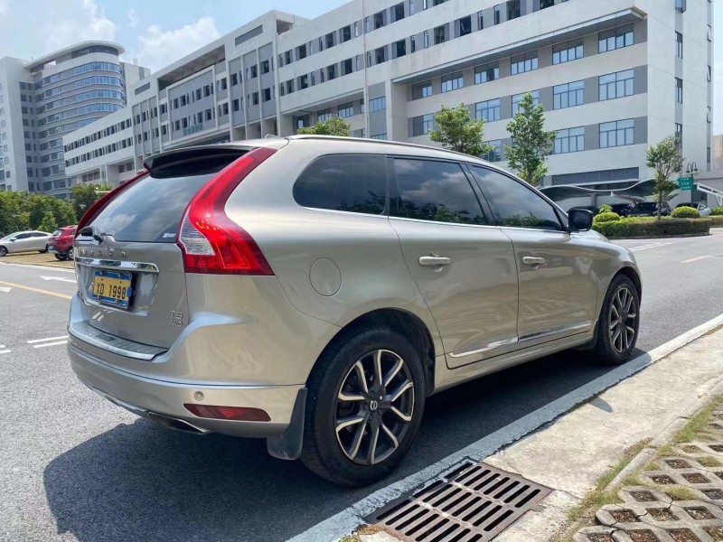 中山16年沃爾沃XC604