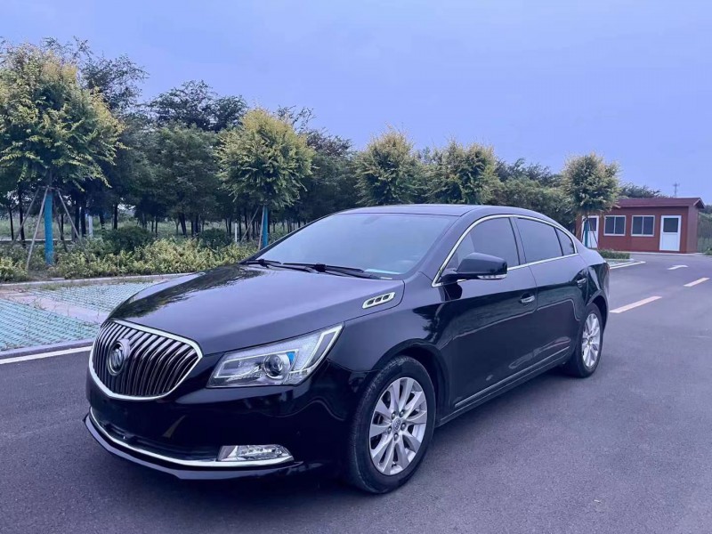 枣庄15年别克君越1