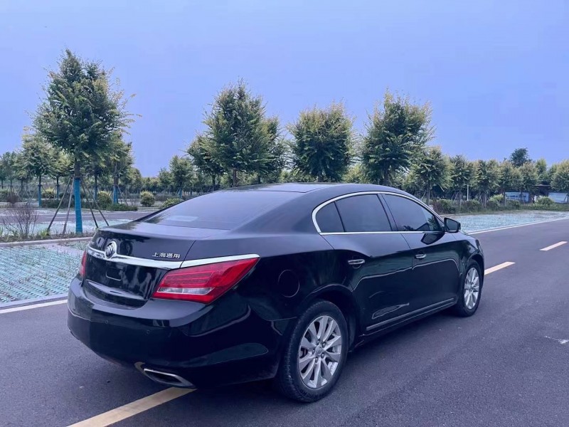 枣庄15年别克君越3