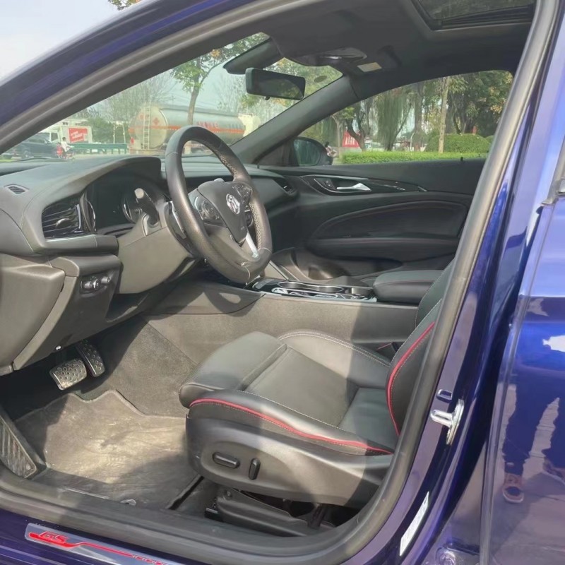 枣庄21年别克君威5