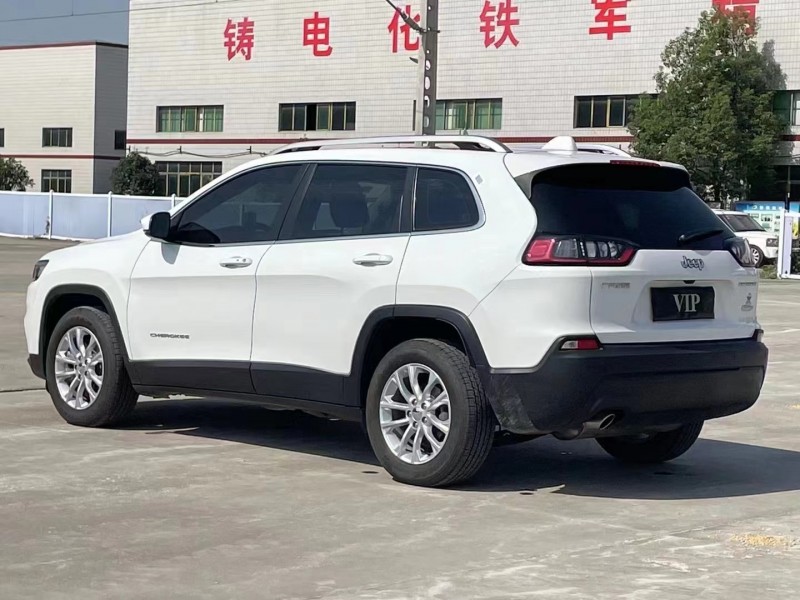 北京20年Jeep自由光7