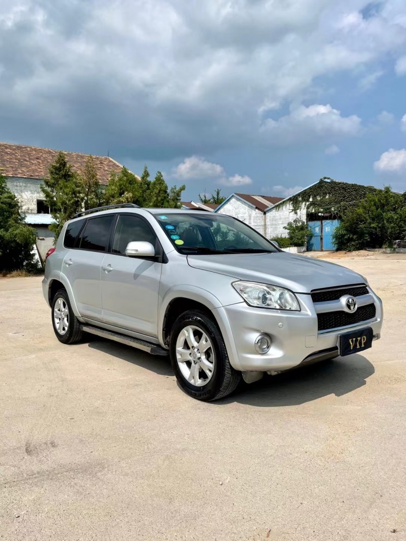 臨沂12年豐田RAV4榮放2