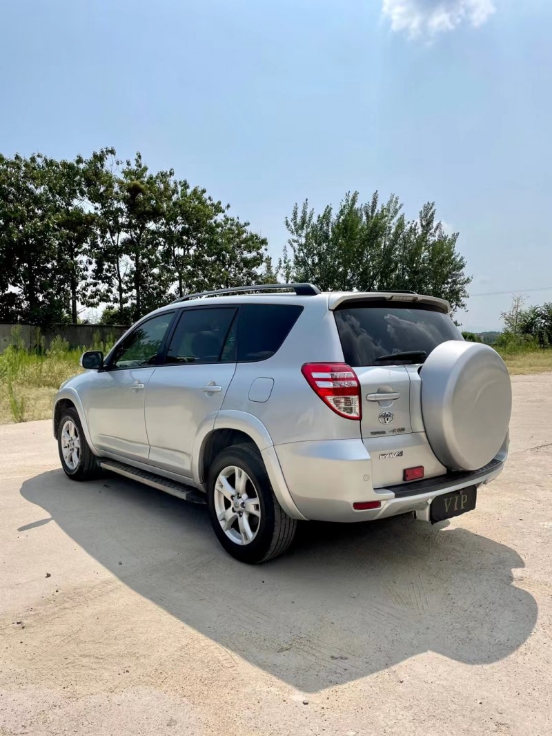 臨沂12年豐田RAV4榮放8