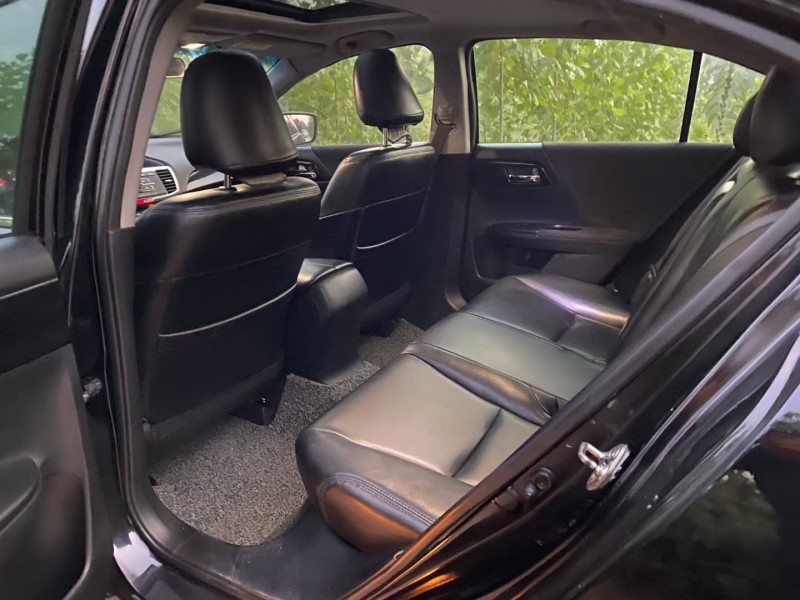 徐州16年本田雅阁7