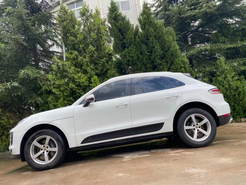 煙臺21年保時捷Macan3