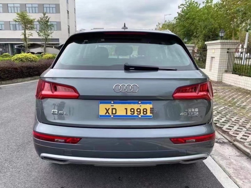 中山20年奧迪Q55