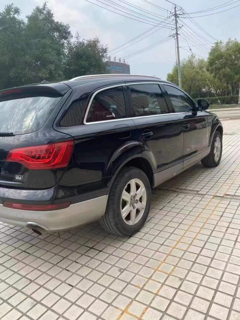 東營10年奧迪Q72