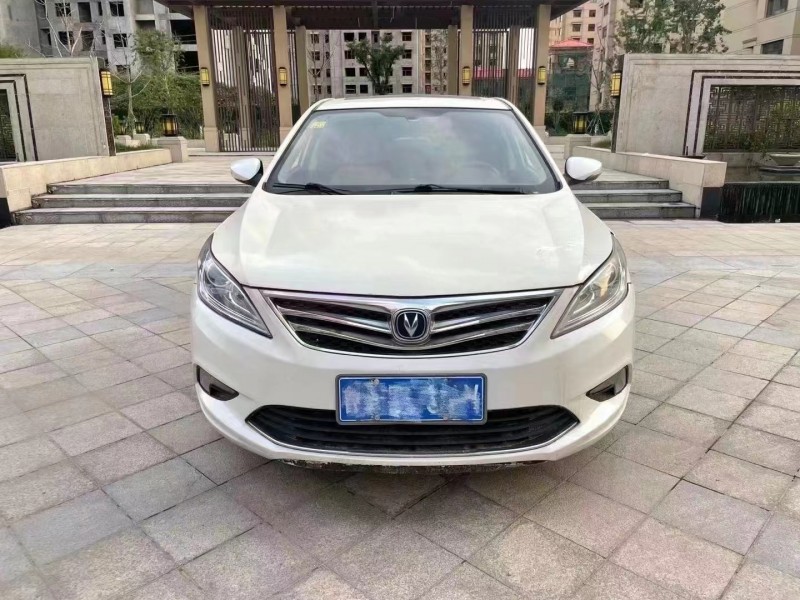 北京15年長安汽車逸動1