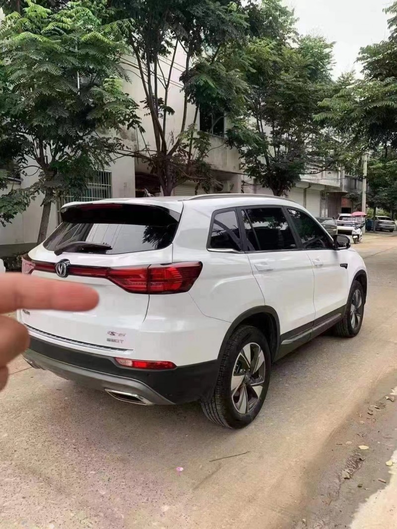 合肥20年長安汽車CS758