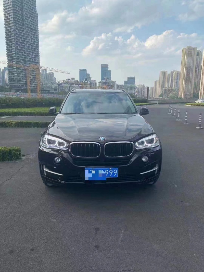 重慶15年寶馬X51