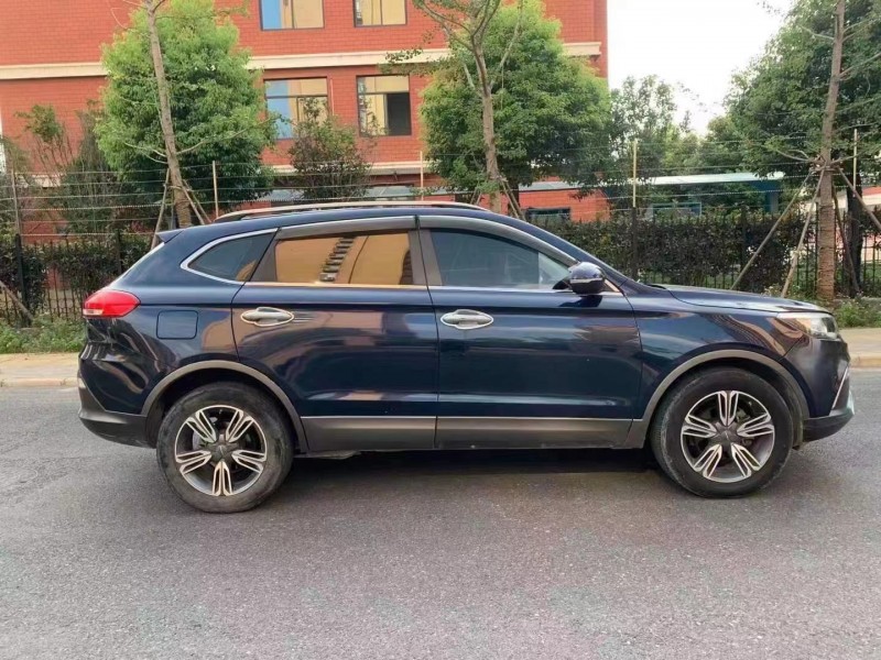阜陽15年獵豹汽車CS105