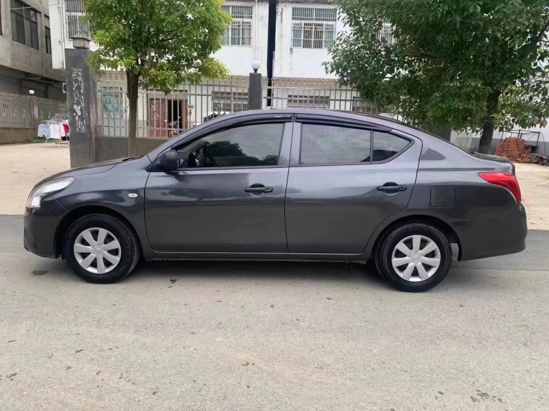 阜陽16年日產陽光2