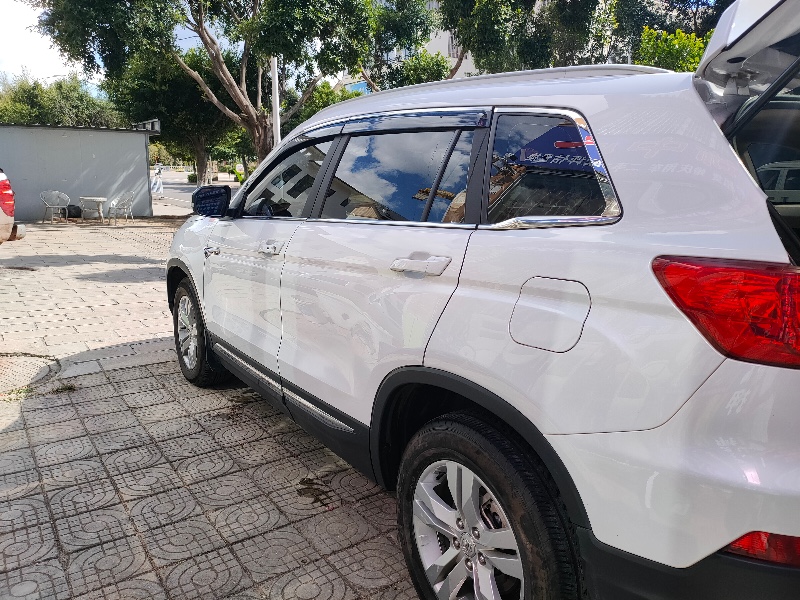 昆明18年長安汽車CS754