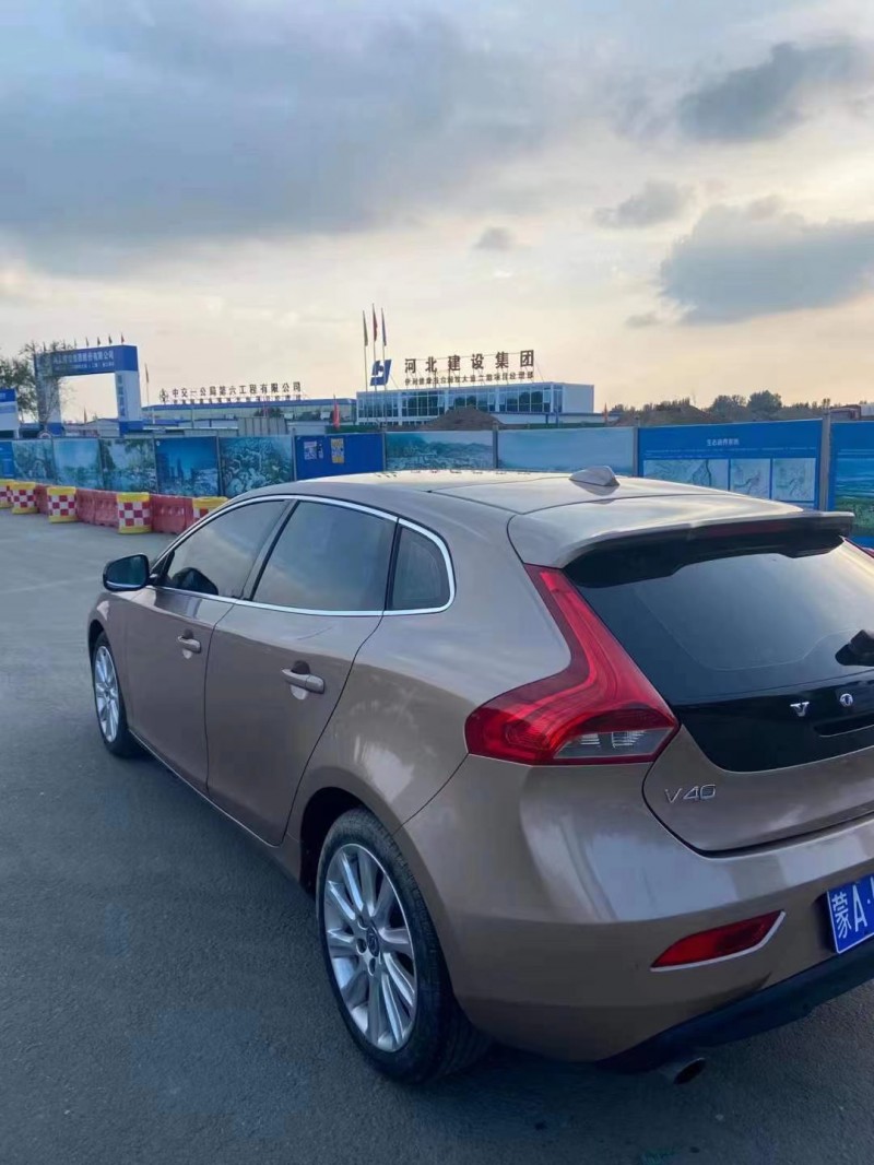 包頭13年沃爾沃V408