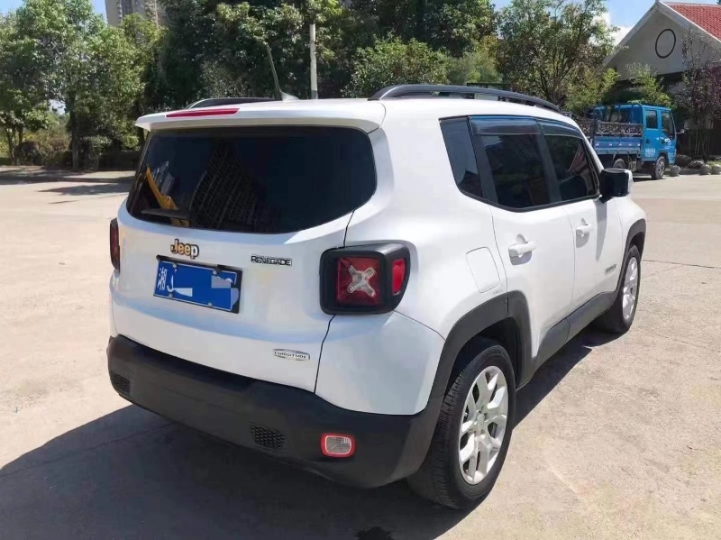 長沙18年Jeep自由俠8