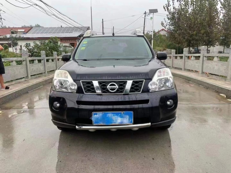 濱州10年日產奇駿1