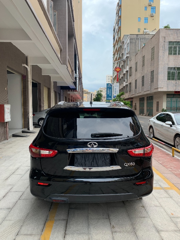 廣州16年英菲尼迪QX603