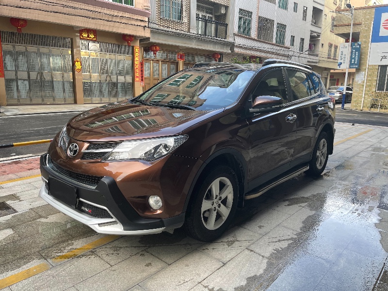 廣州14年豐田RAV4榮放8