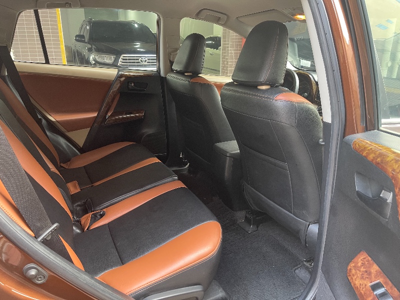 廣州14年豐田RAV4榮放6
