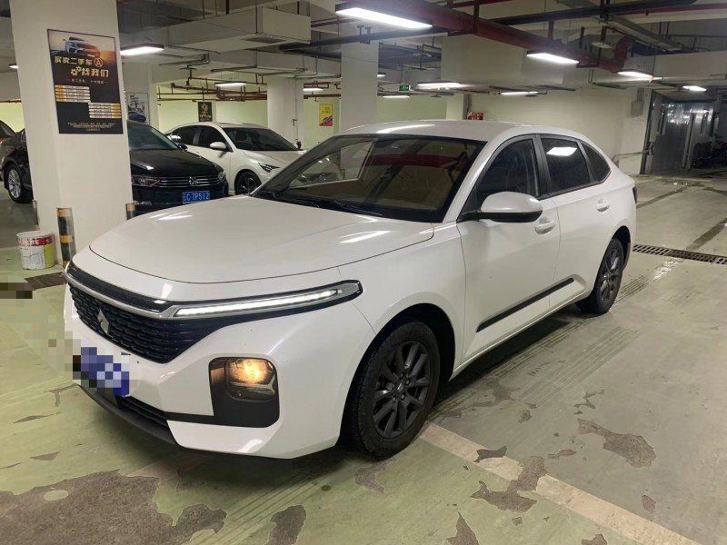 成都21年寶駿RC57
