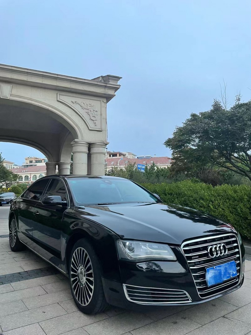 青島14年奧迪A8L2