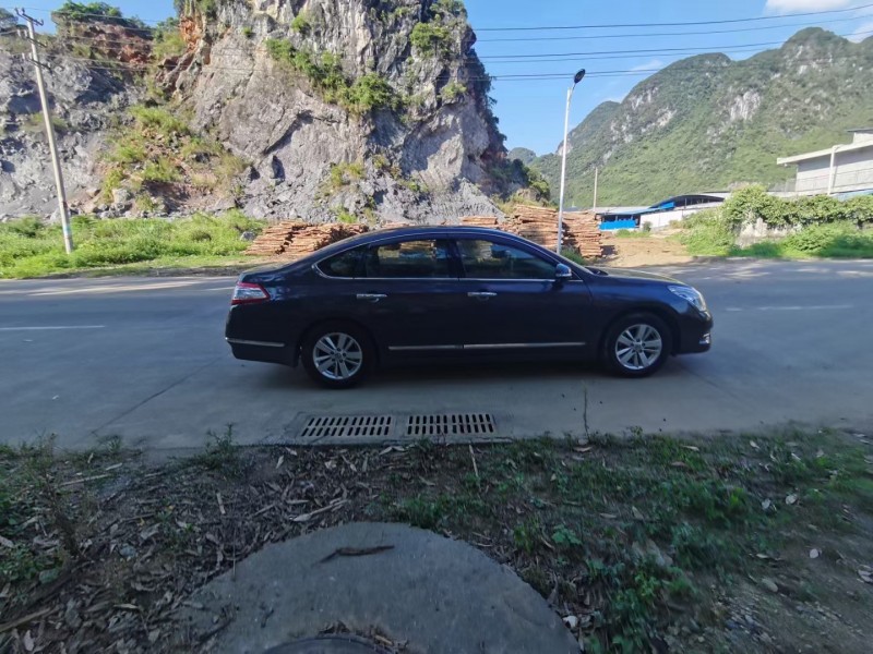 佛山12年日產天籟5