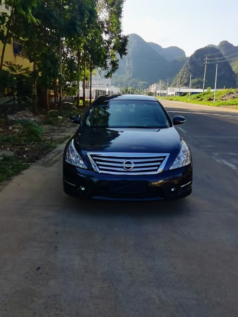 佛山12年日產天籟6