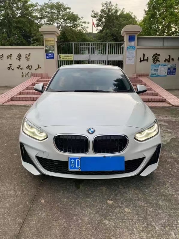 廣州21年寶馬1系1