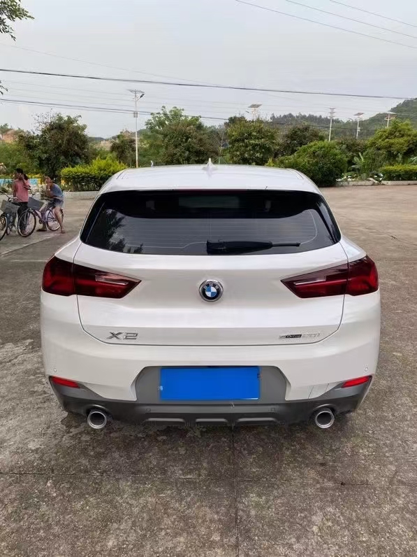 廣州21年寶馬X28