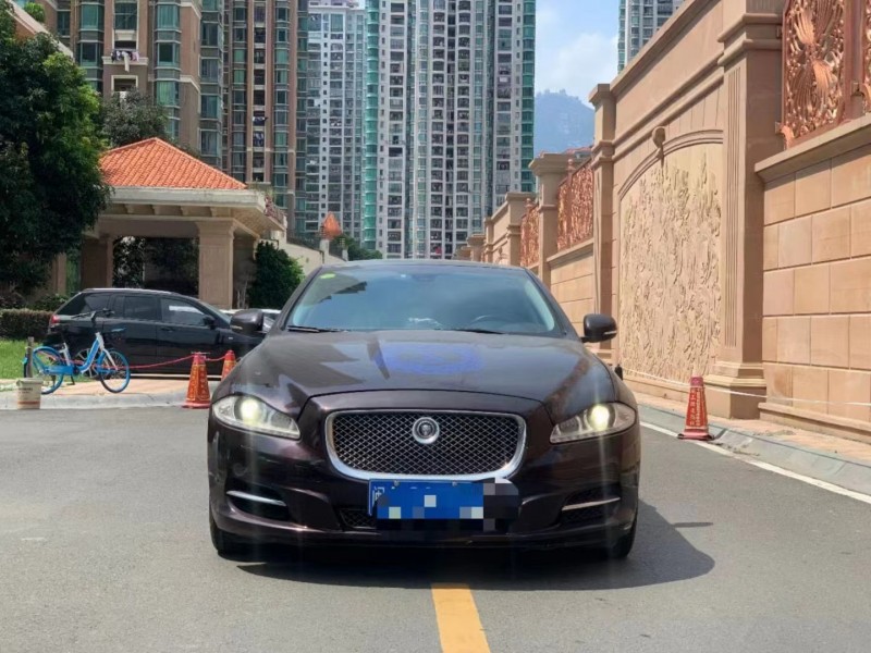 廈門13年捷豹XJL1