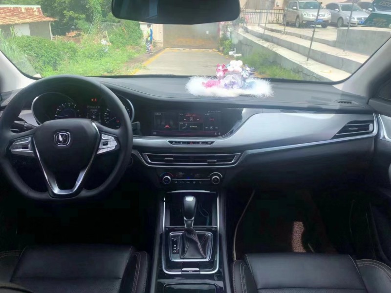 韶關19年長安汽車逸動8