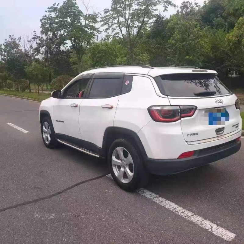 淮南17年Jeep指南者8