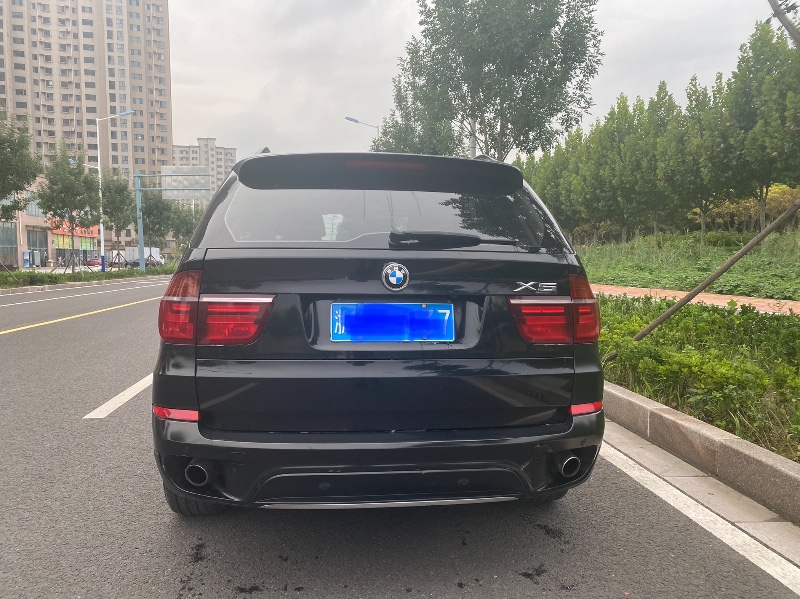 東營12年寶馬X56