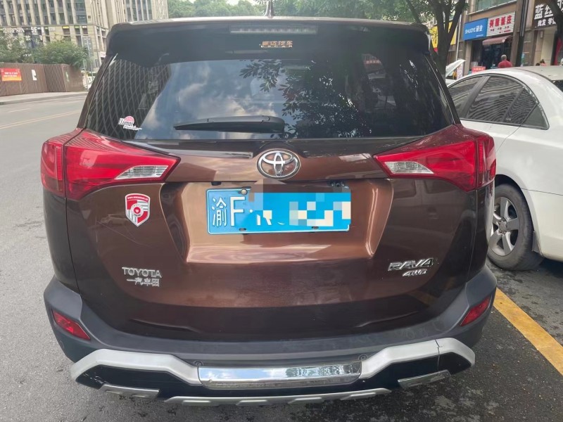 重慶15年豐田RAV4榮放6