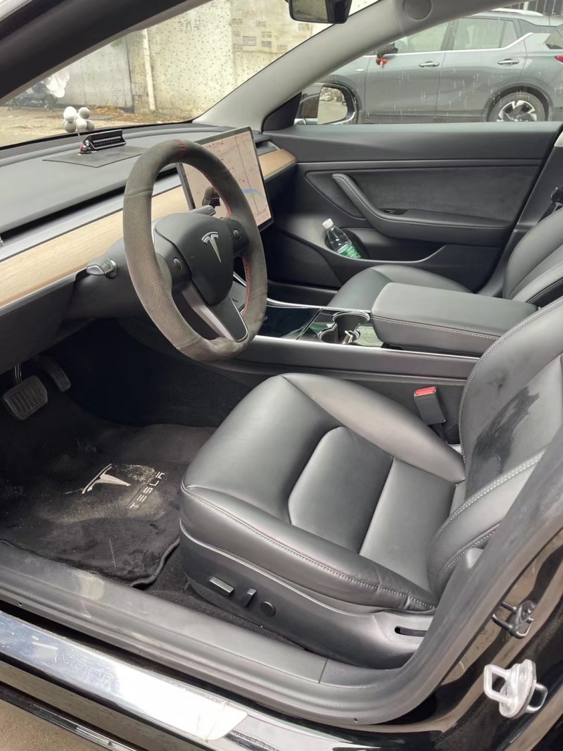 廣州20年特斯拉MODEL 37