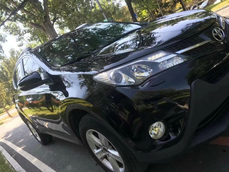 青島14年豐田RAV4榮放3