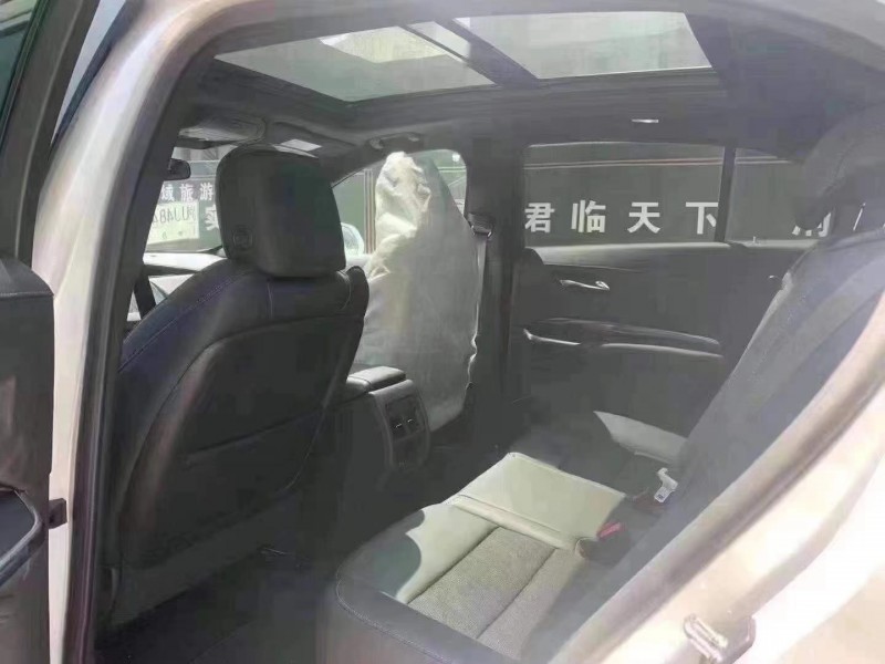 煙臺21年凱迪拉克XT44