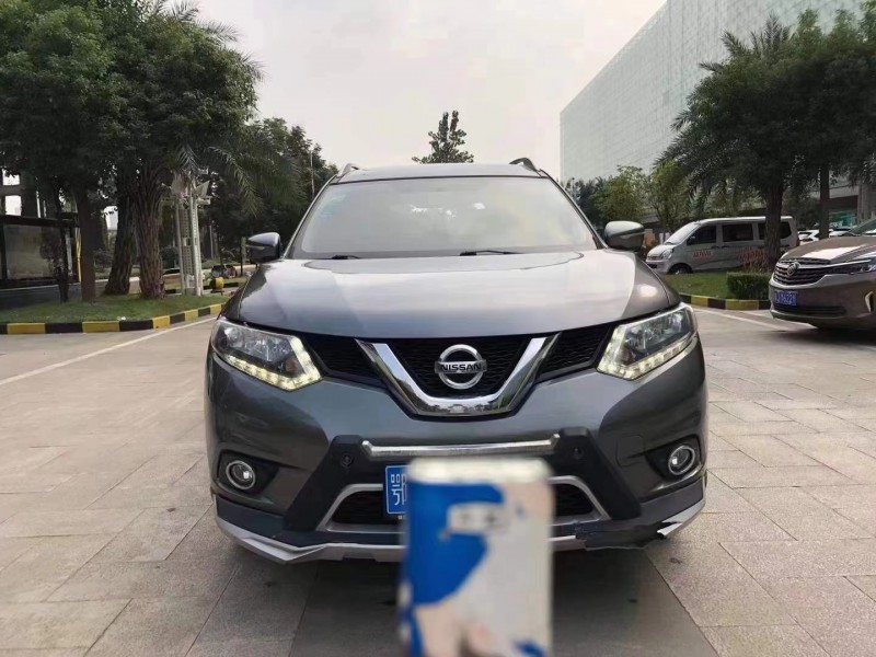 宜昌15年日產奇駿6