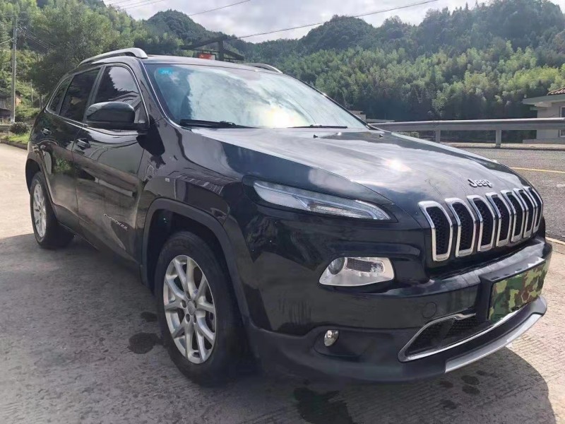 溫州17年Jeep自由光3