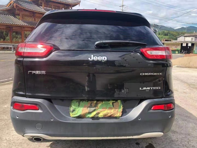 溫州17年Jeep自由光7