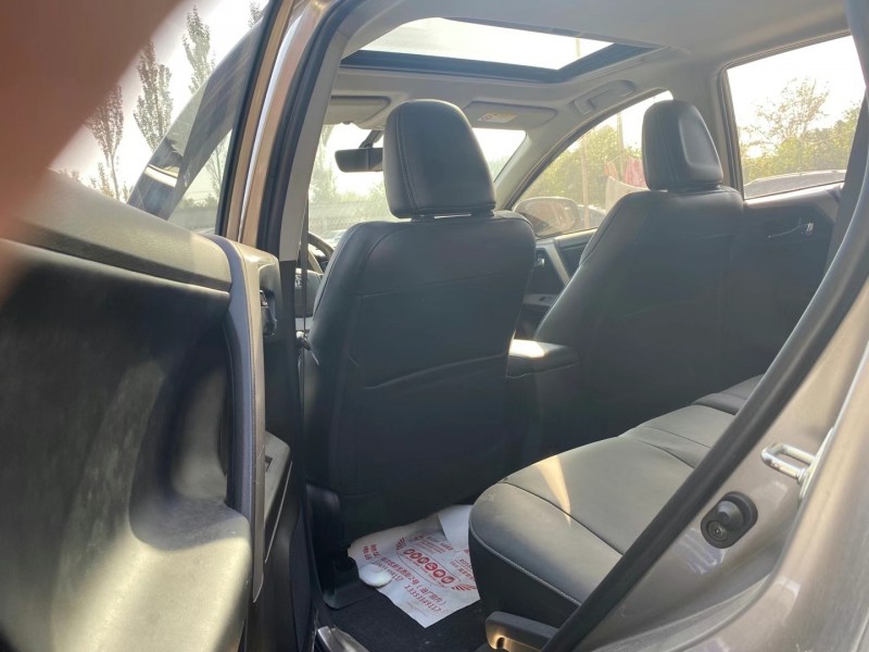 太原17年豐田RAV4榮放6