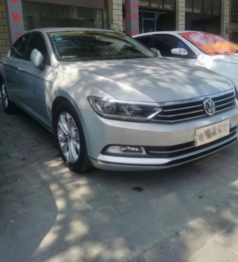 重庆18年大众迈腾3