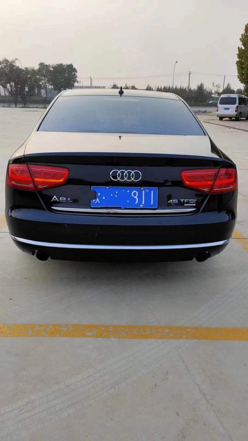 承德12年奧迪A8L9