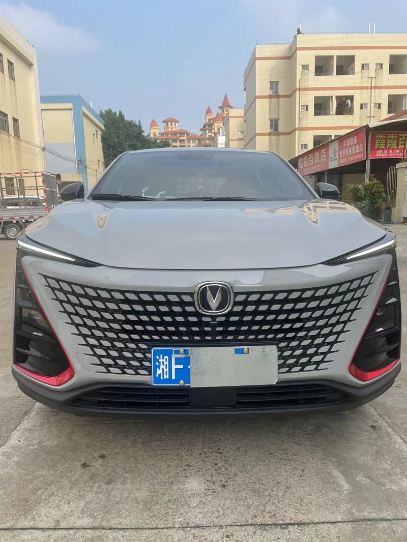 中山21年長安汽車UNI-T1