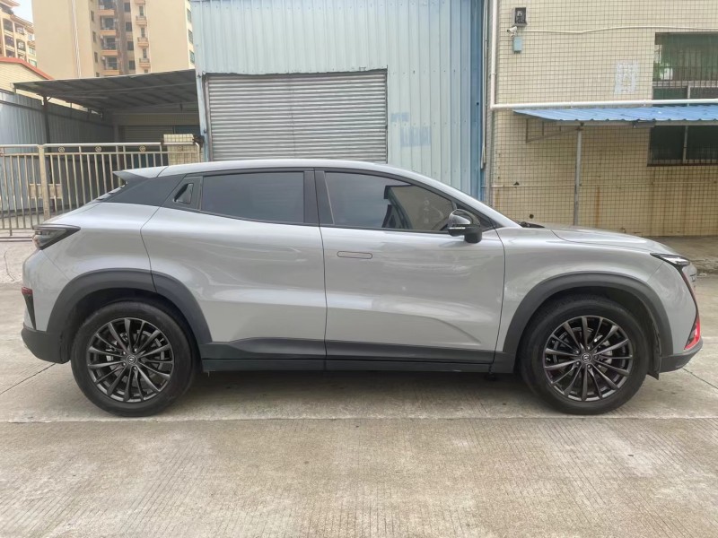 中山21年長安汽車UNI-T2