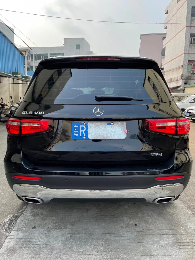 中山21年奔馳GLB4