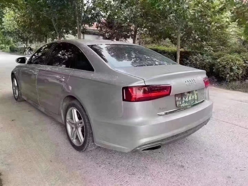 貴陽18年奧迪A6L3